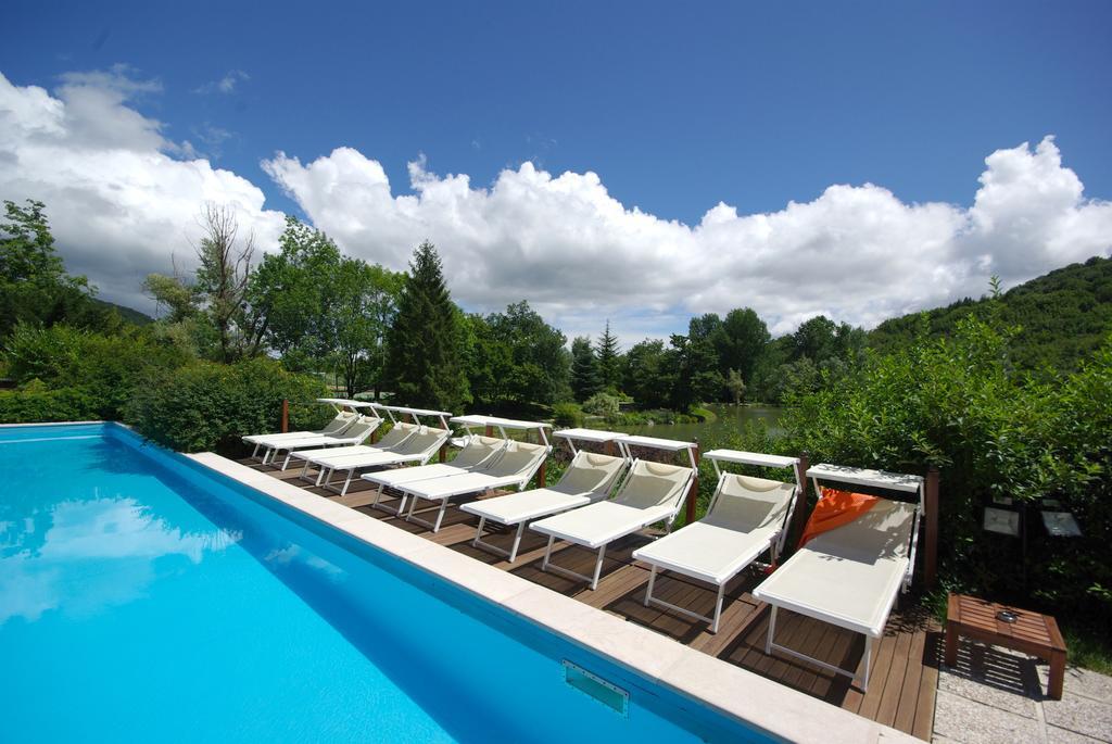Parco Del Lago Resort & Spa Villagrande Strisaili Екстериор снимка