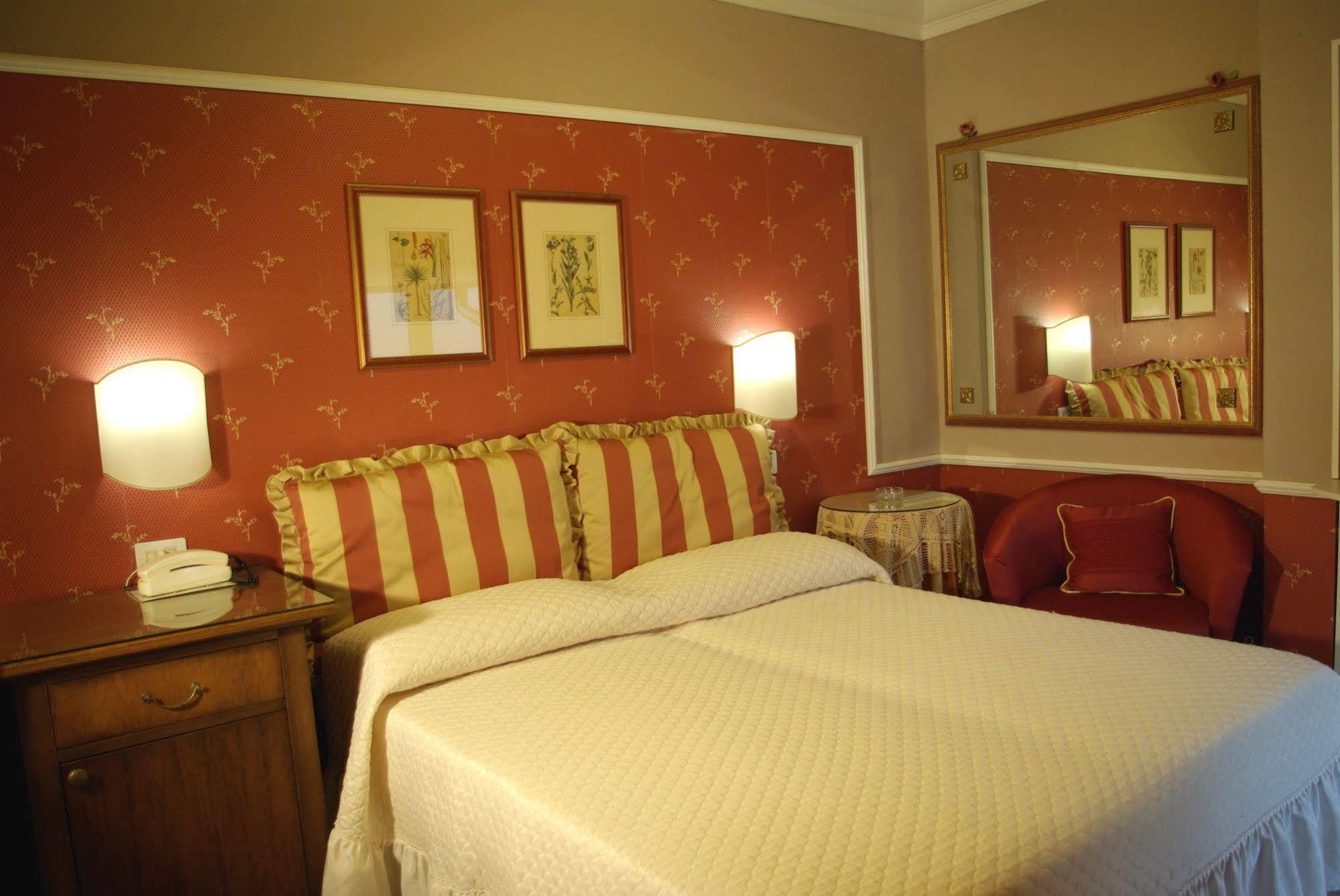 Parco Del Lago Resort & Spa Villagrande Strisaili Екстериор снимка